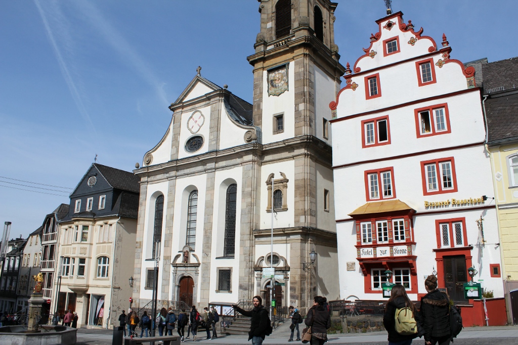 01 Austausch März 19